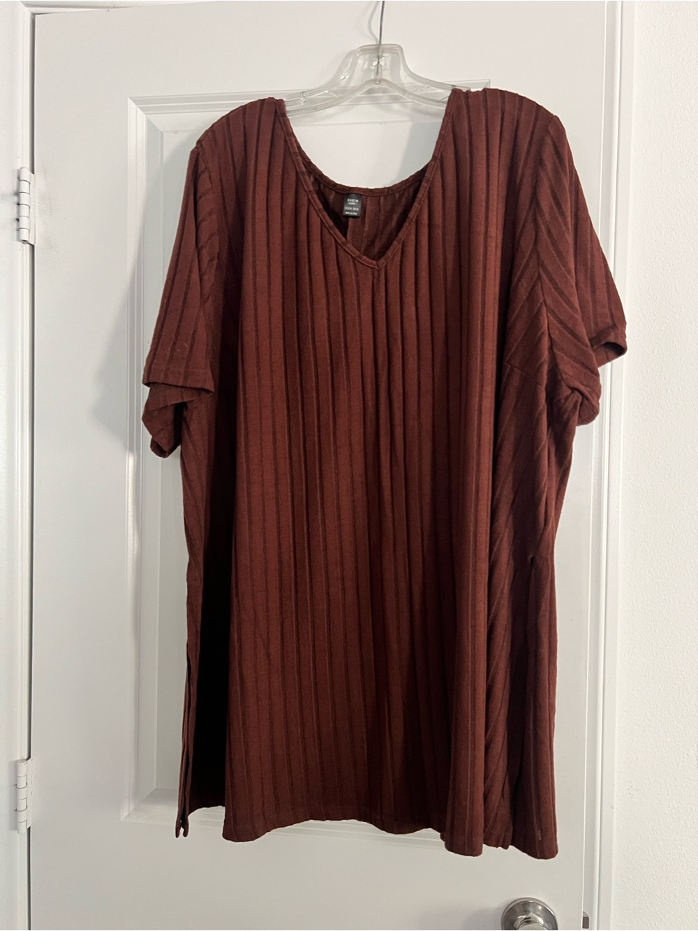 V-Neck Wide-Rib Short Sleeve Top